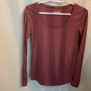 Mudd top. Small. Light burgundy color
